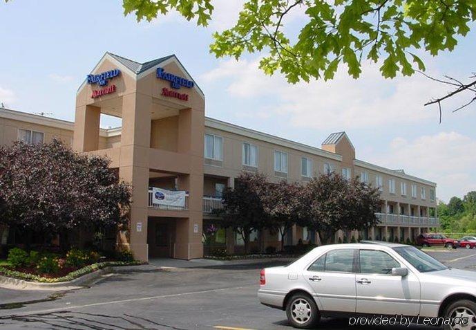Baymont By Wyndham Canton Exterior photo
